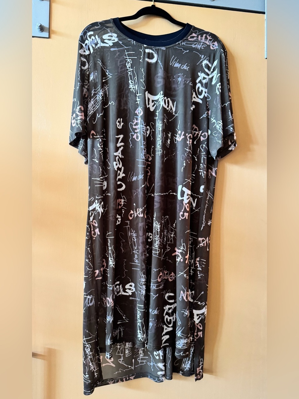 City Chic Urban Streetwear Graffiti Print
Plus Mesh Dress Shirt Tunic 1X